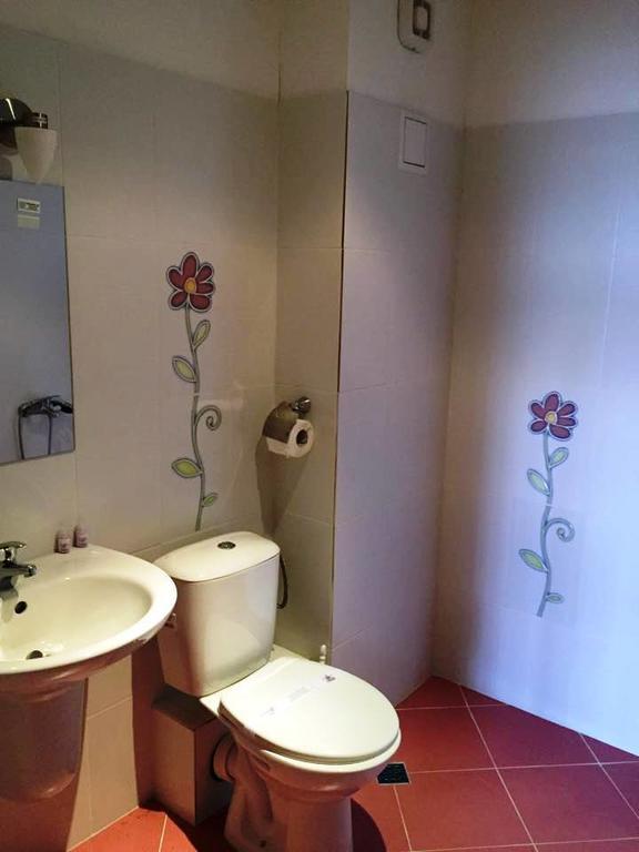 Hotel Alexander Софія Номер фото